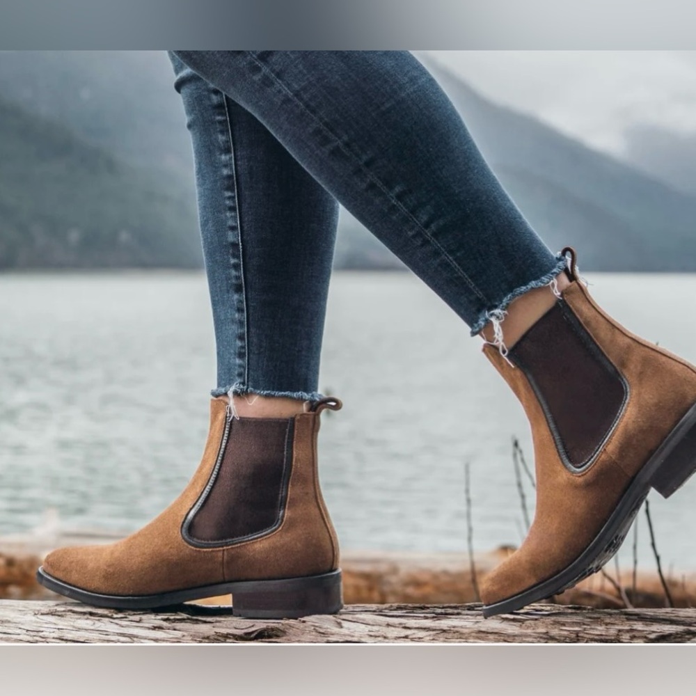 Thursday Boot Co. Duchess Chelsea Boot - Picture 1 of 14